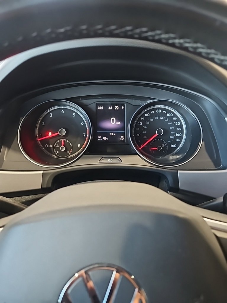 Used 2021 Volkswagen Atlas SE image 31