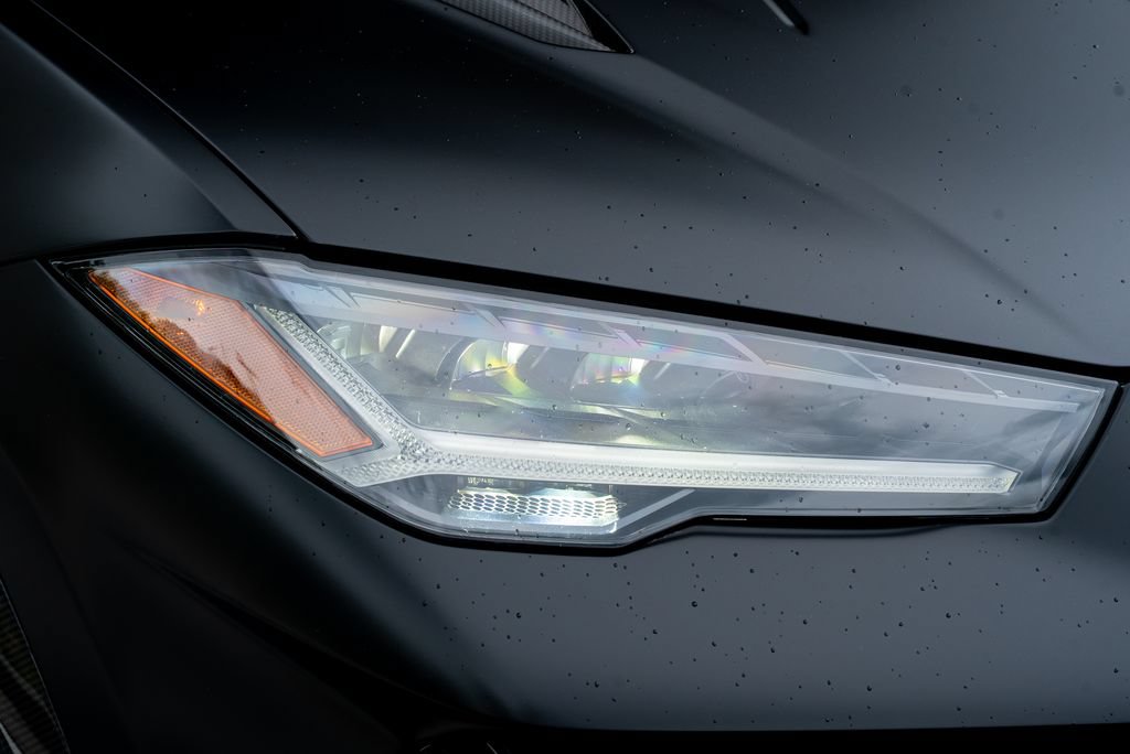 Used 2024 Lamborghini Urus Performante AWD/4WD image 10