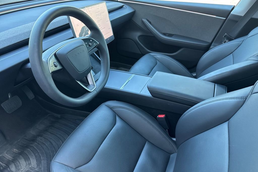 Used 2024 Tesla Model 3 Standard Range RWD image 9