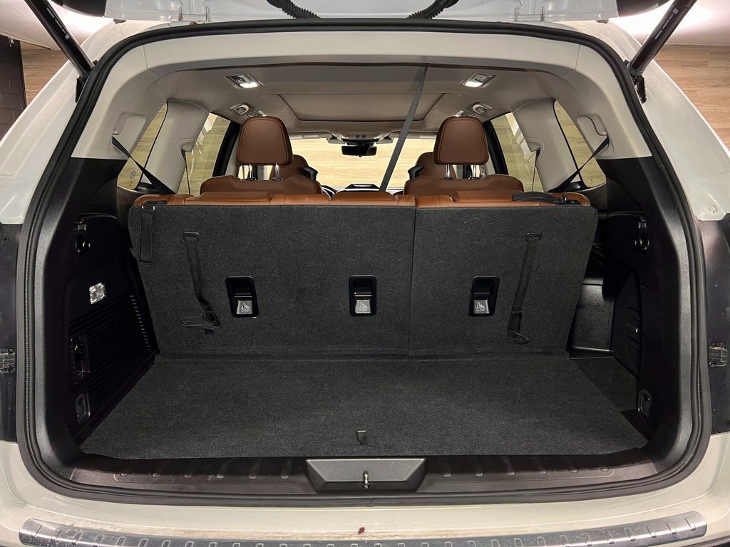 Used 2024 Subaru Ascent Touring w/ Popular Package #2 image 25