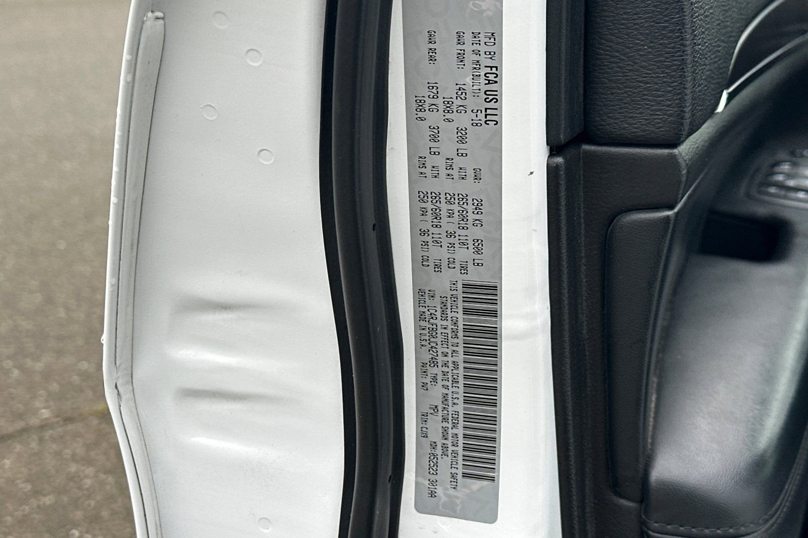 Used 2018 Jeep Grand Cherokee Limited image 55