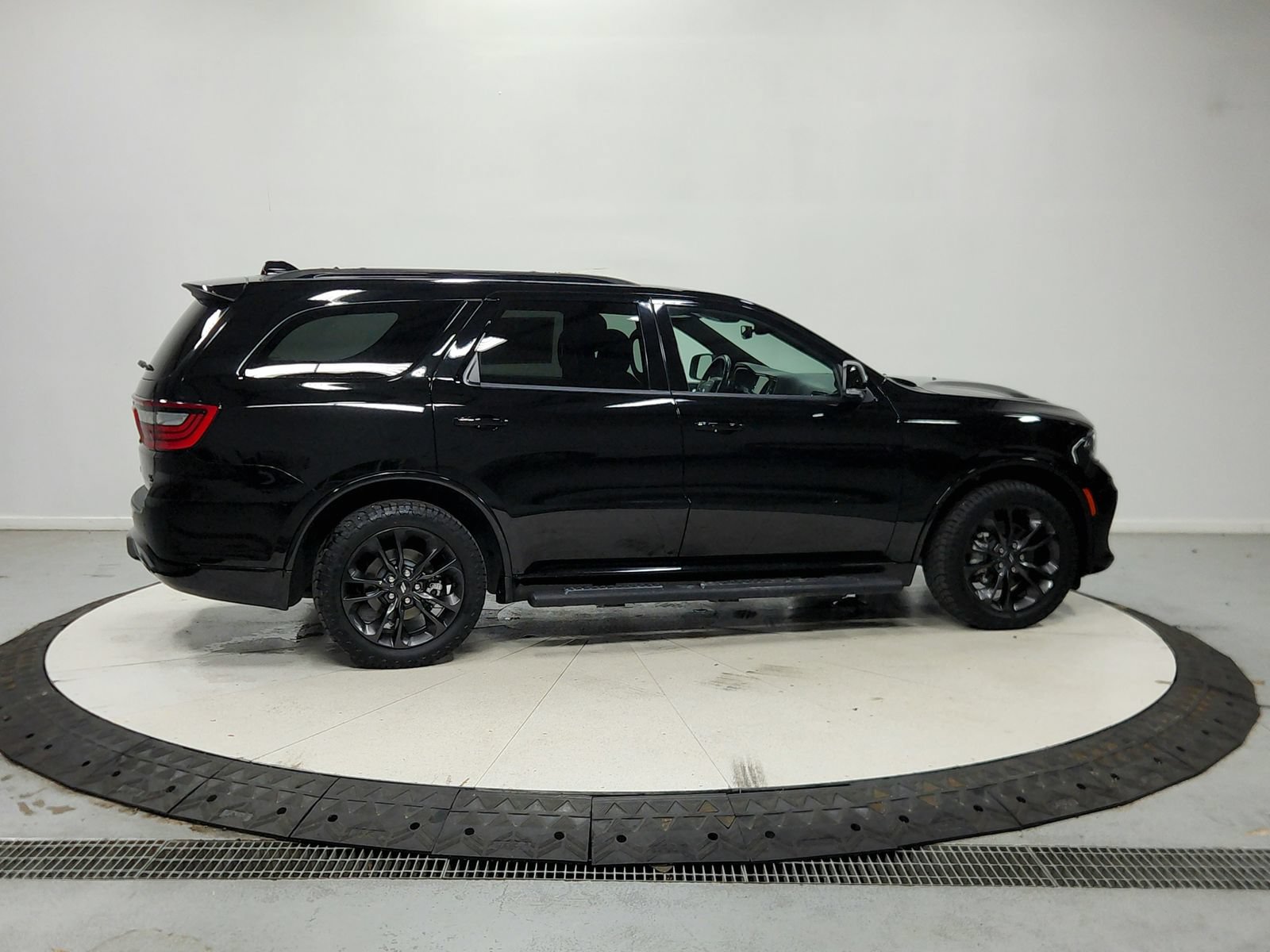 Used 2024 Dodge Durango R/T AWD/4WD image 9