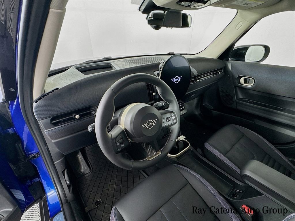 Certified 2025 MINI Cooper S image 9