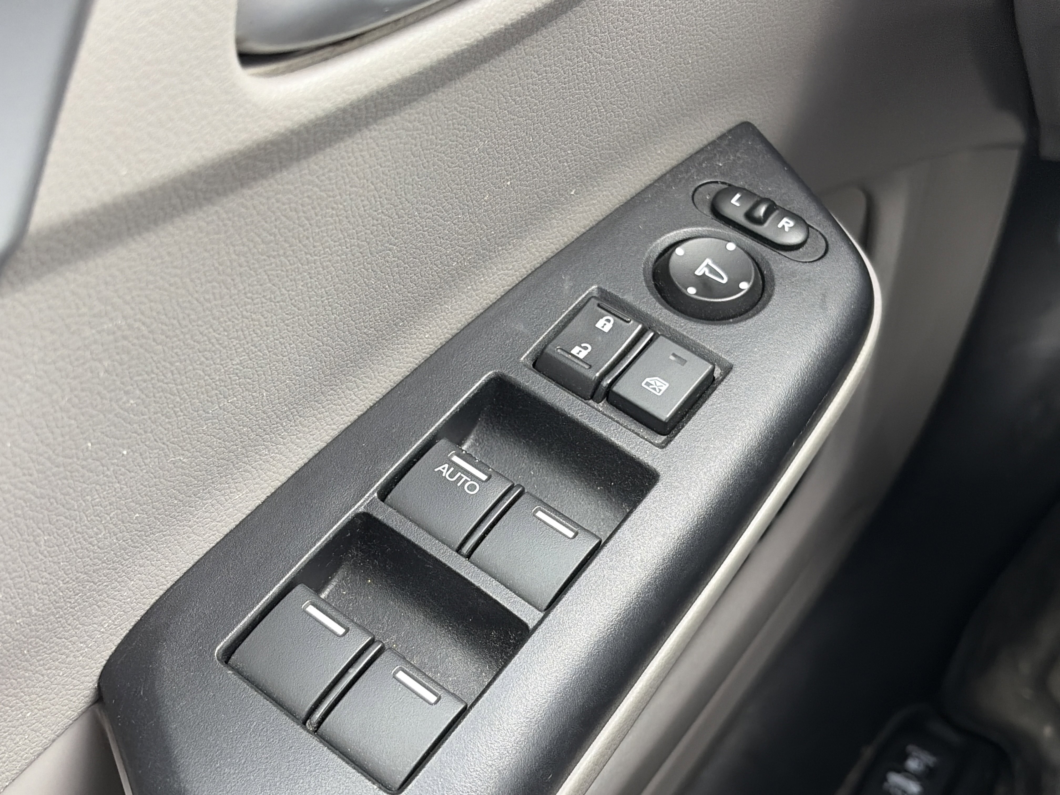 Used 2014 Honda Civic EX-L image 31