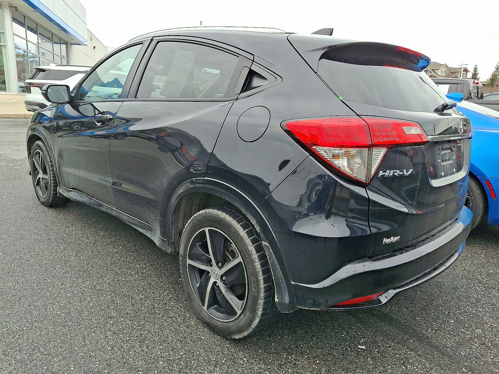 Used 2021 Honda HR-V Touring image 4
