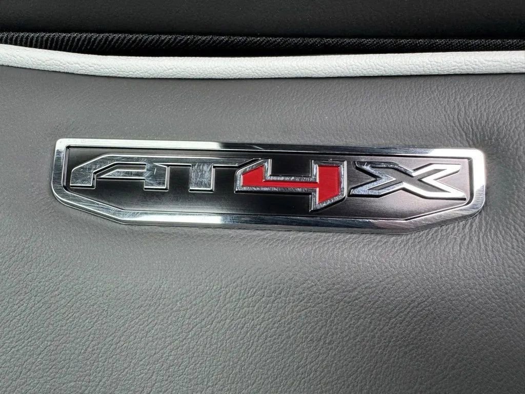 New 2026 GMC Sierra 1500 AT4X image 34