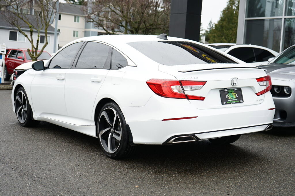 Used 2022 Honda Accord Sport image 3