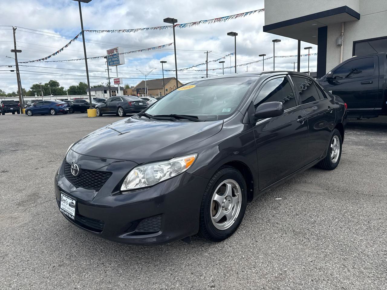 Used 2009 Toyota Corolla S FWD image 2