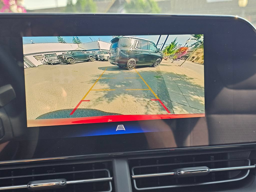 New 2026 Chevrolet Trax LT w/ Sunroof Package FWD image 33