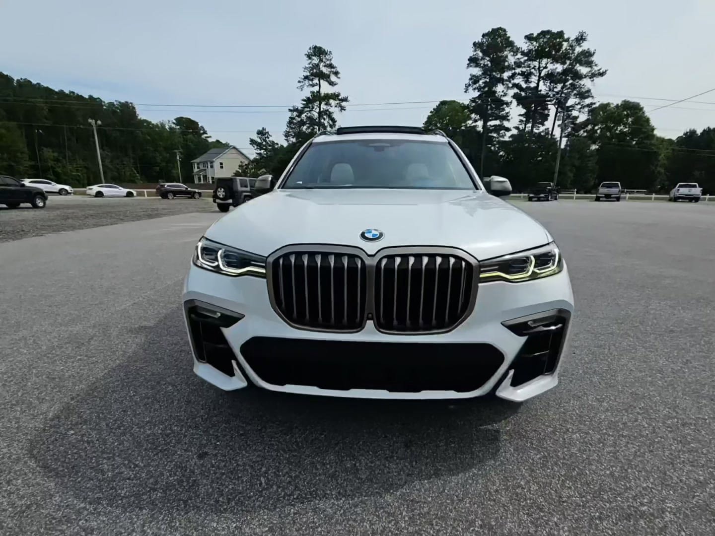 Used 2021 BMW X7 M50i AWD/4WD image 2