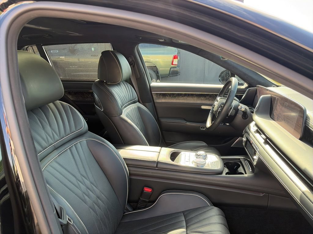 Certified 2024 Genesis G90 3.5T AWD/4WD image 9