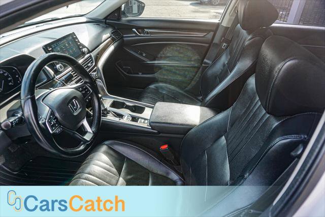 Used 2018 Honda Accord Touring image 17