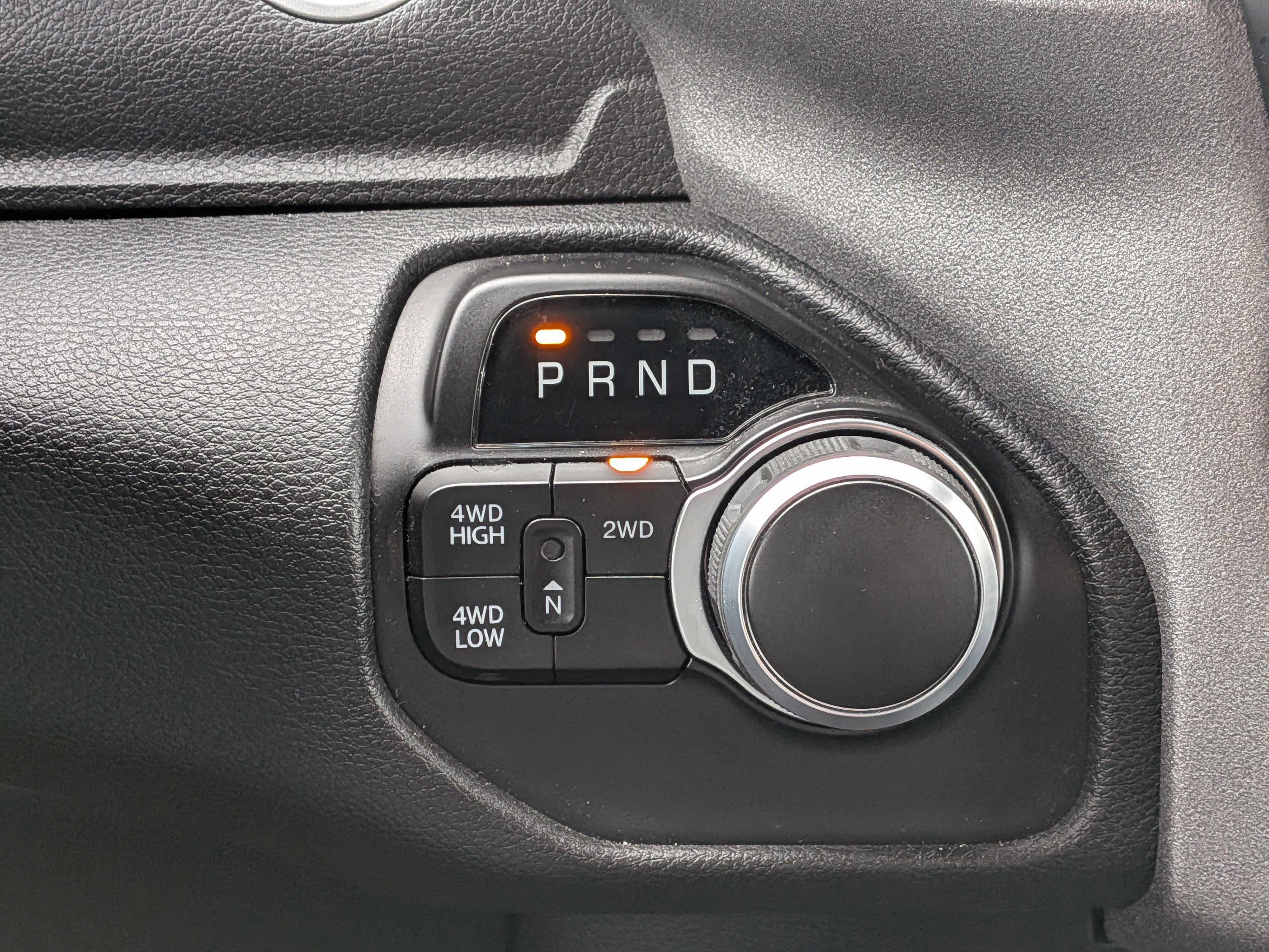 Used 2024 RAM 2500 Tradesman w/ Chrome Appearance Group image 26