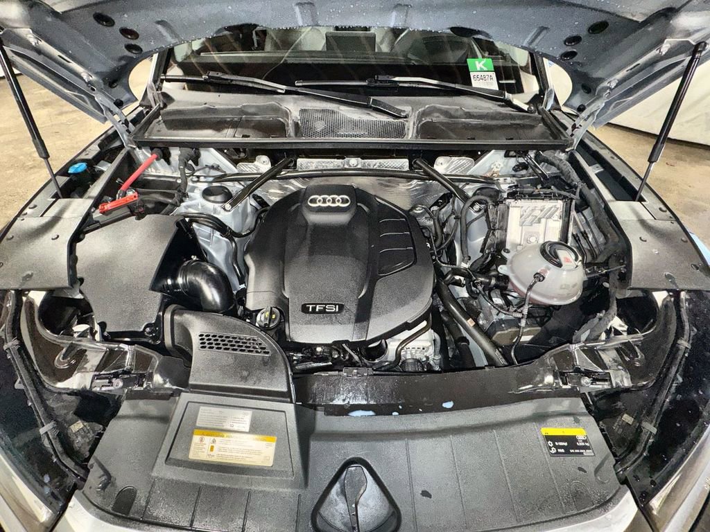 Used 2018 Audi Q5 Prestige w/ Prestige Package image 35