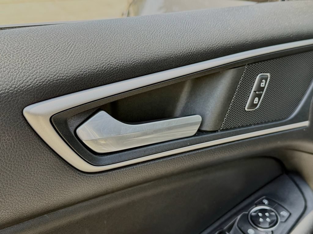 Certified 2022 Ford Edge SEL AWD/4WD image 22