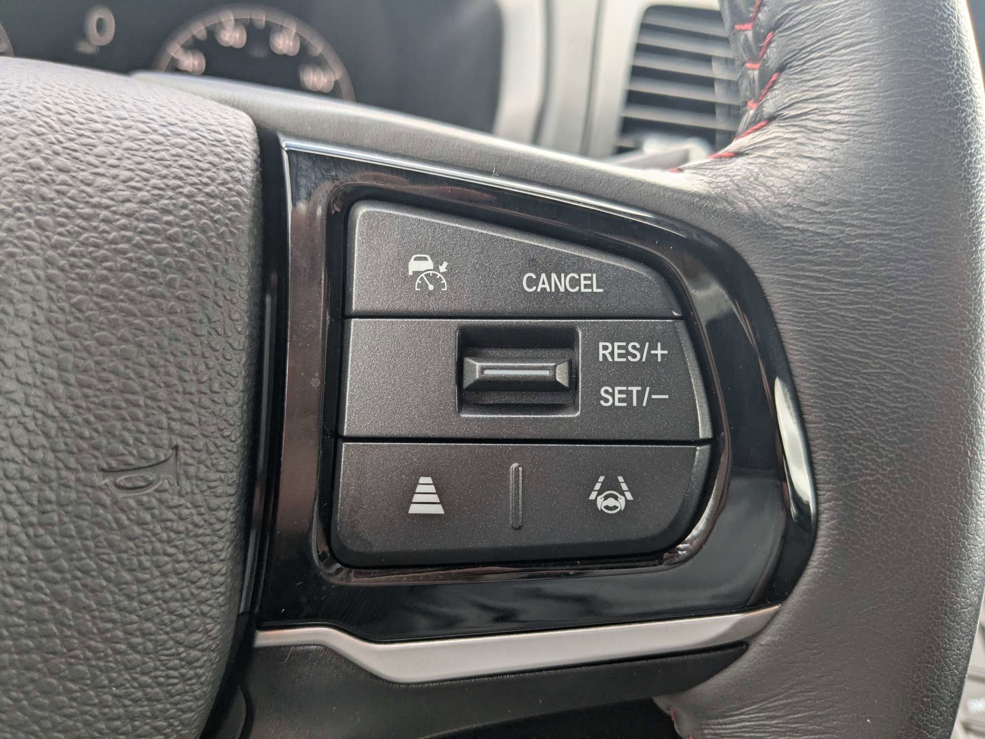 Used 2025 Honda Odyssey Sport-L image 38