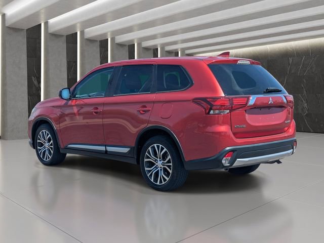 Used 2018 Mitsubishi Outlander ES AWD/4WD image 4