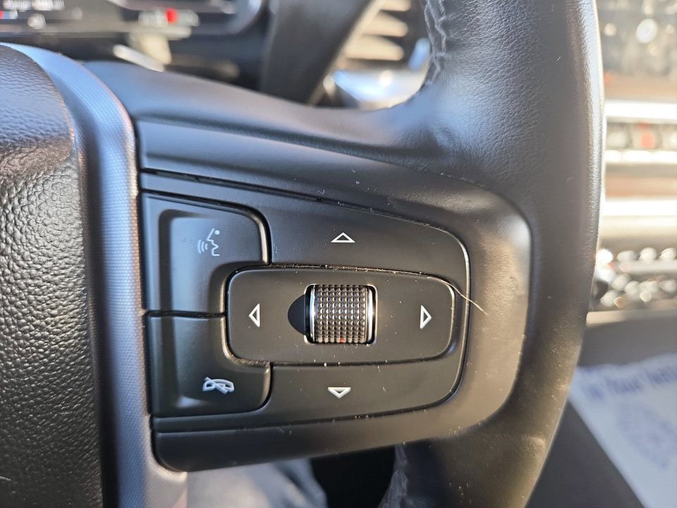 Used 2025 GMC Sierra 1500 SLT image 16