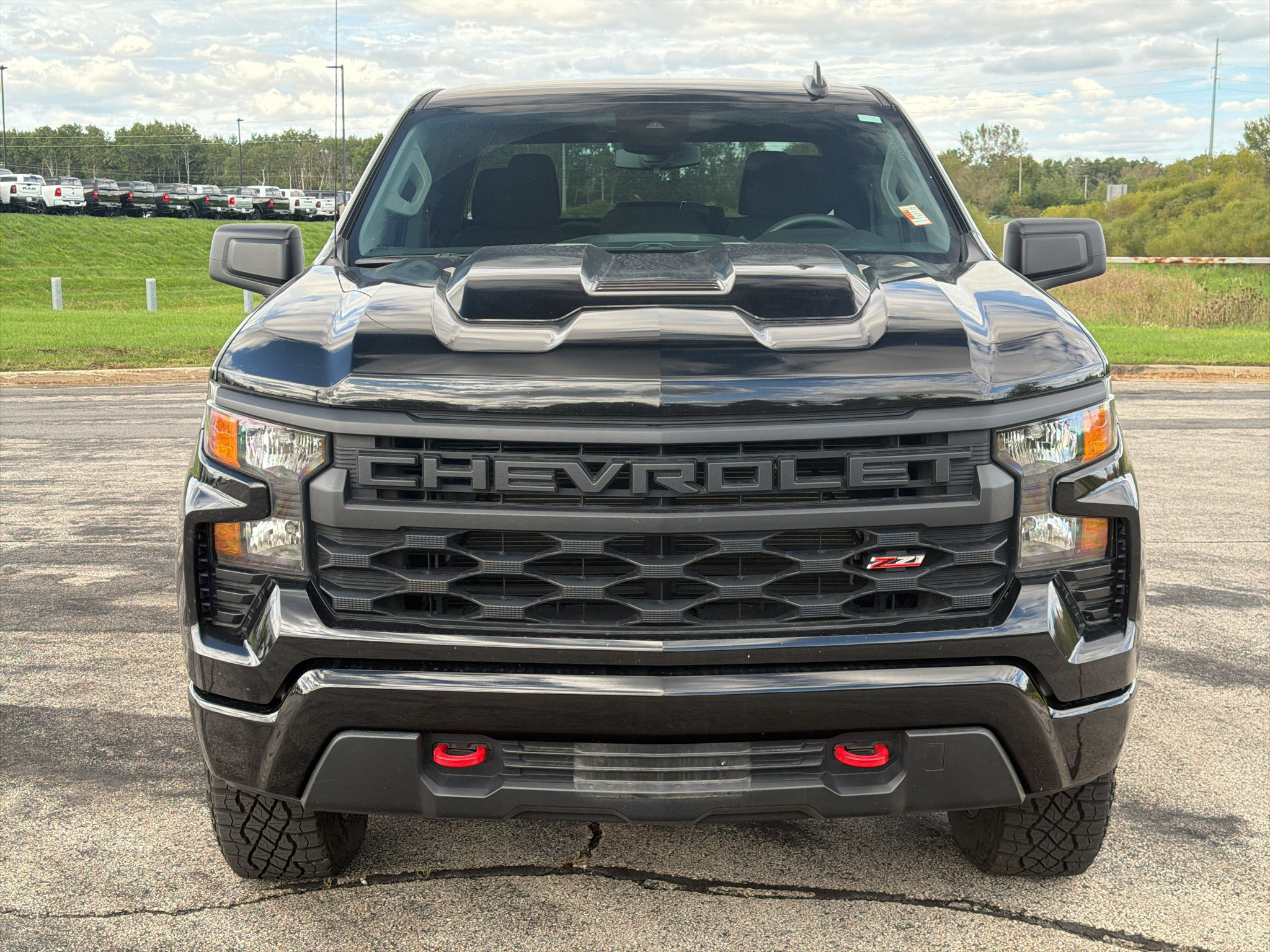 Used 2023 Chevrolet Silverado 1500 Custom Trail Boss AWD/4WD image 7