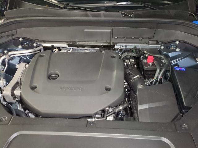 New 2026 Volvo XC90 B6 Plus w/ Protection Package Premier image 11