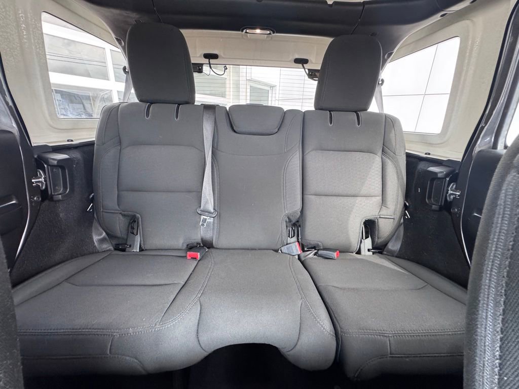 Used 2019 Jeep Wrangler Unlimited Sport S image 23
