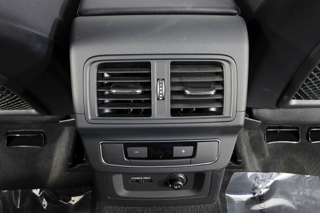 Used 2023 Audi Q5 2.0T Premium w/ Convenience Package AWD/4WD image 24