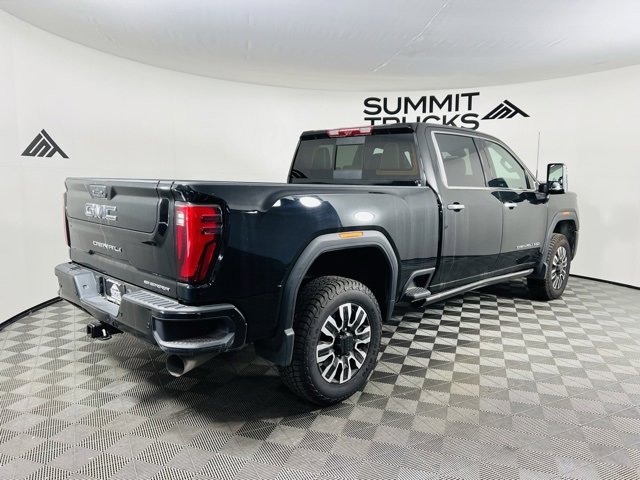Used 2024 GMC Sierra 3500 Denali Ultimate image 4