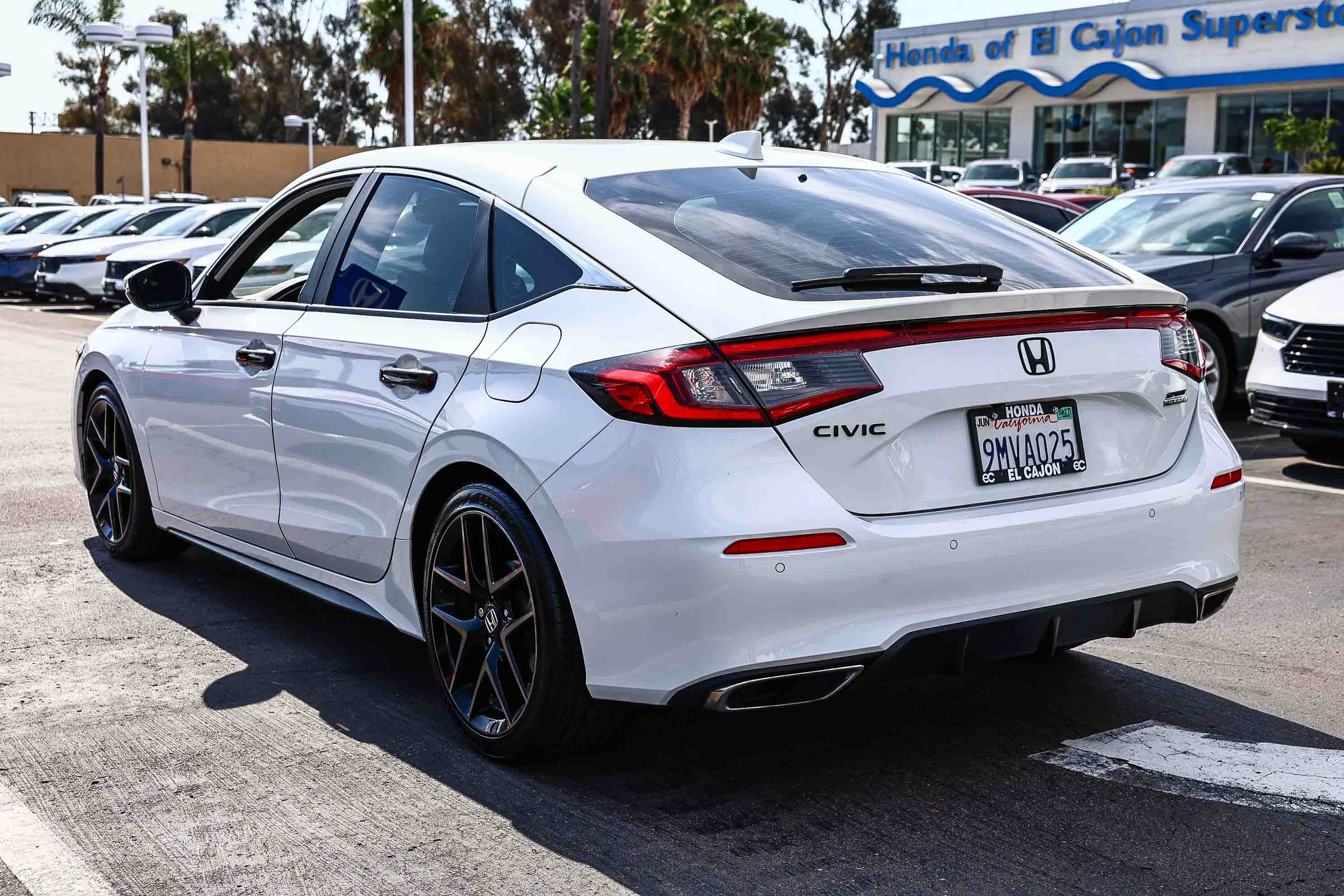 Certified 2024 Honda Civic Sport Touring image 24
