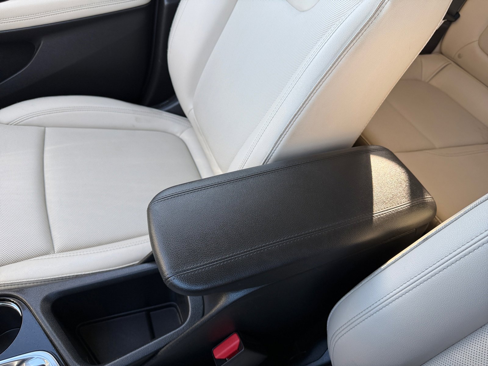 Used 2024 Buick Encore GX Sport Touring image 14