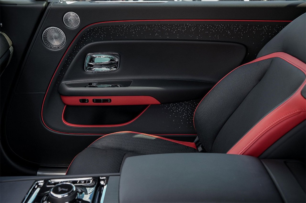 Certified 2025 Rolls-Royce Spectre w/ Spectre Launch Package image 22