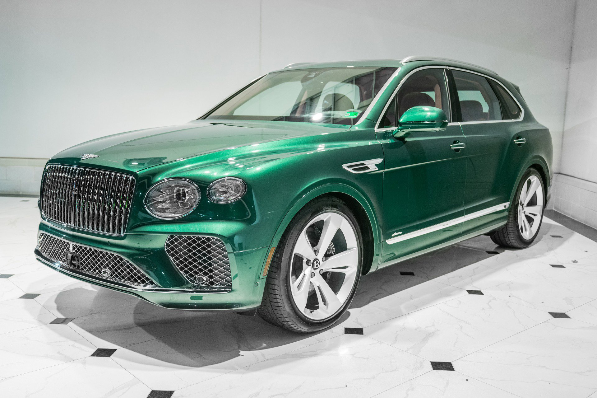 New 2025 Bentley Bentayga image 9
