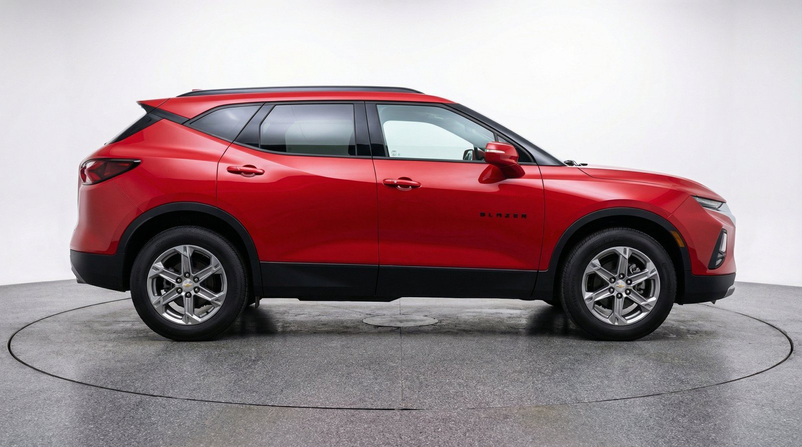 Used 2025 Chevrolet Blazer LT FWD image 11