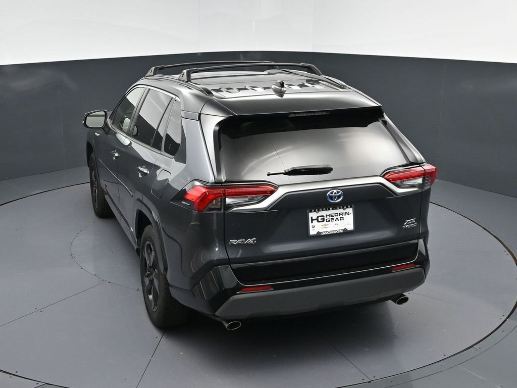 Used 2019 Toyota RAV4 XSE image 33