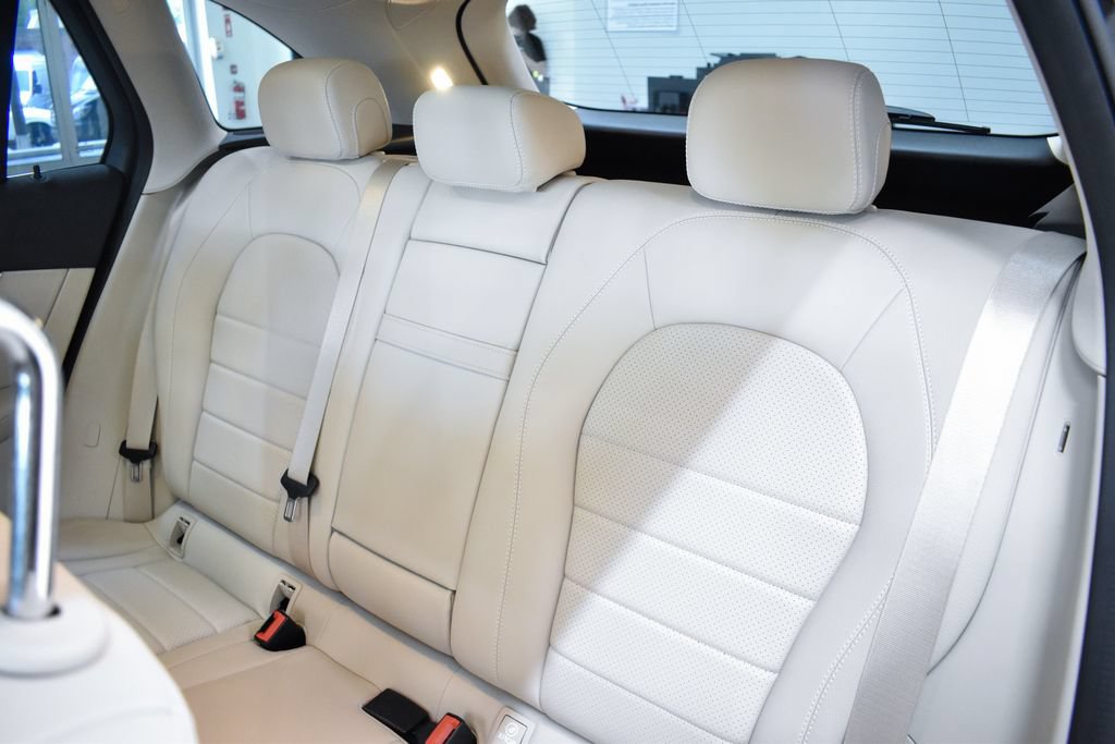 Certified 2022 Mercedes-Benz GLC 300 4MATIC image 30