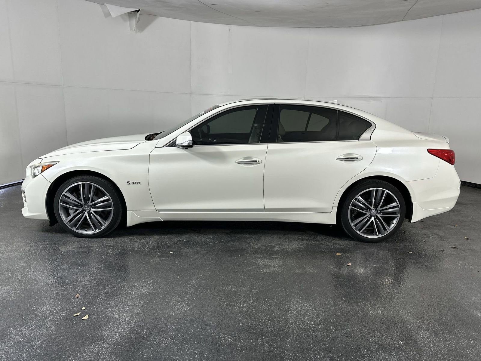 Used 2016 INFINITI Q50 Red Sport 400 AWD/4WD image 8