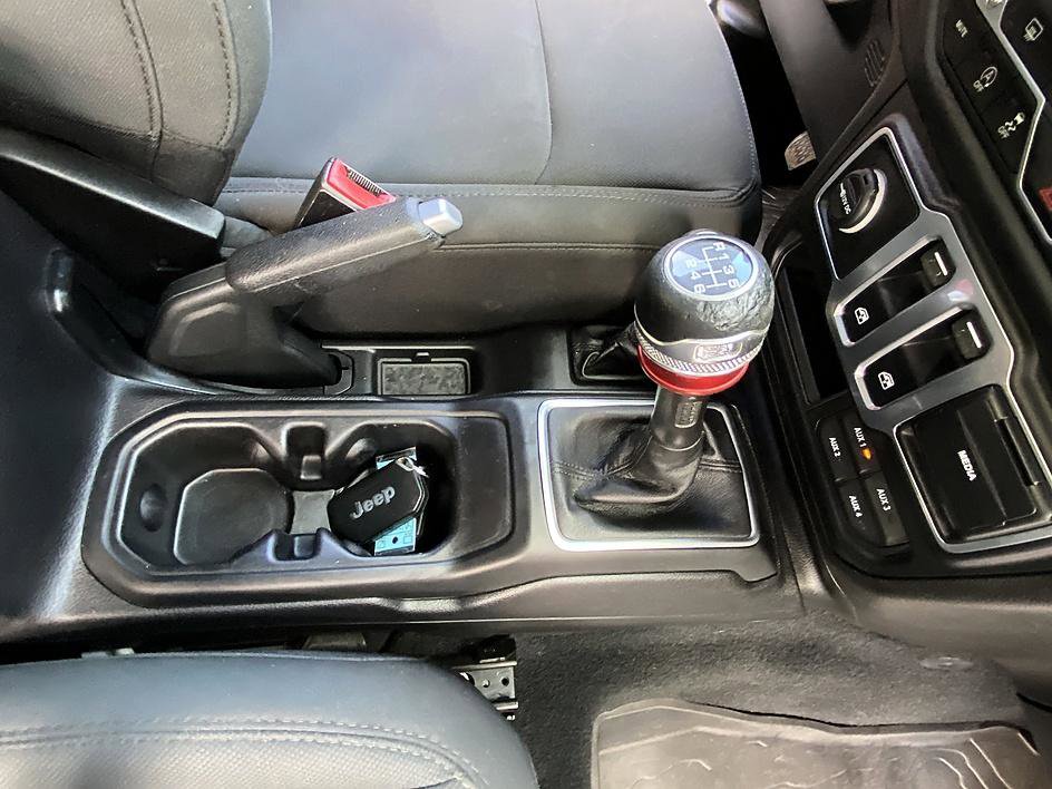 Used 2018 Jeep Wrangler Sport S image 15