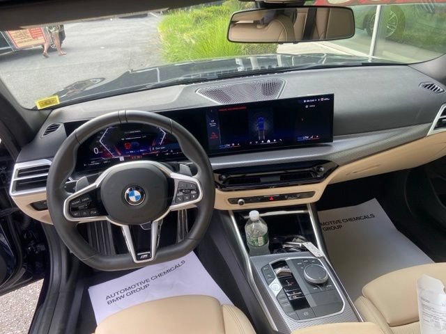 Used 2026 BMW 330i xDrive Sedan w/ M Sport Package AWD/4WD image 12