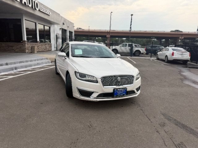 Used 2017 Lincoln MKZ Premiere FWD image 19