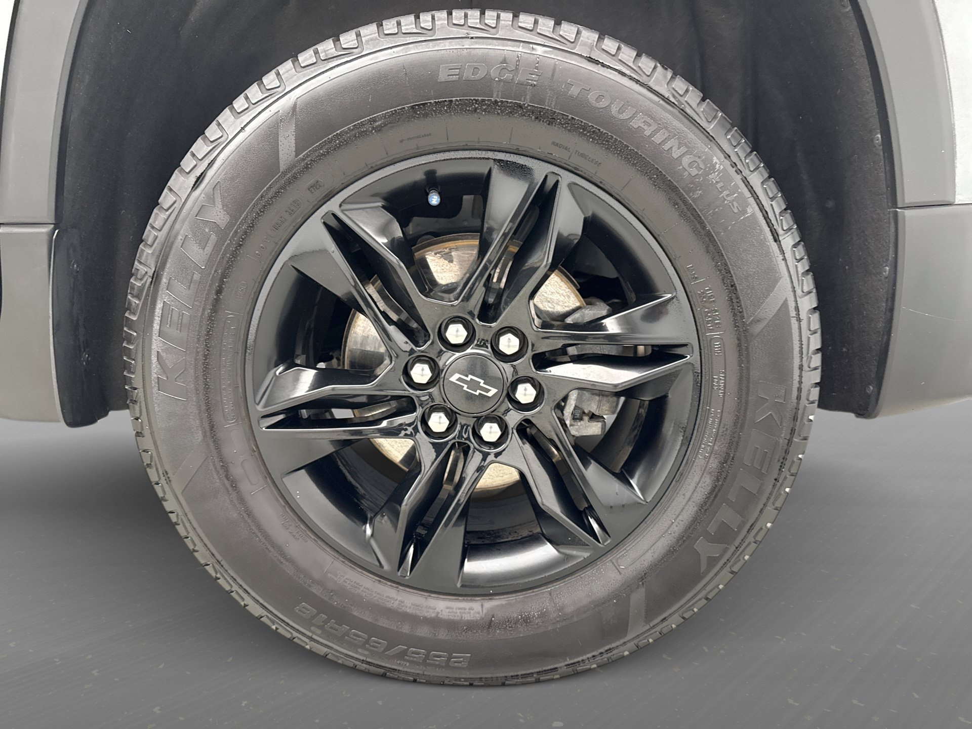 Used 2023 Chevrolet Traverse LS w/ Midnight/Sport Edition AWD/4WD image 26