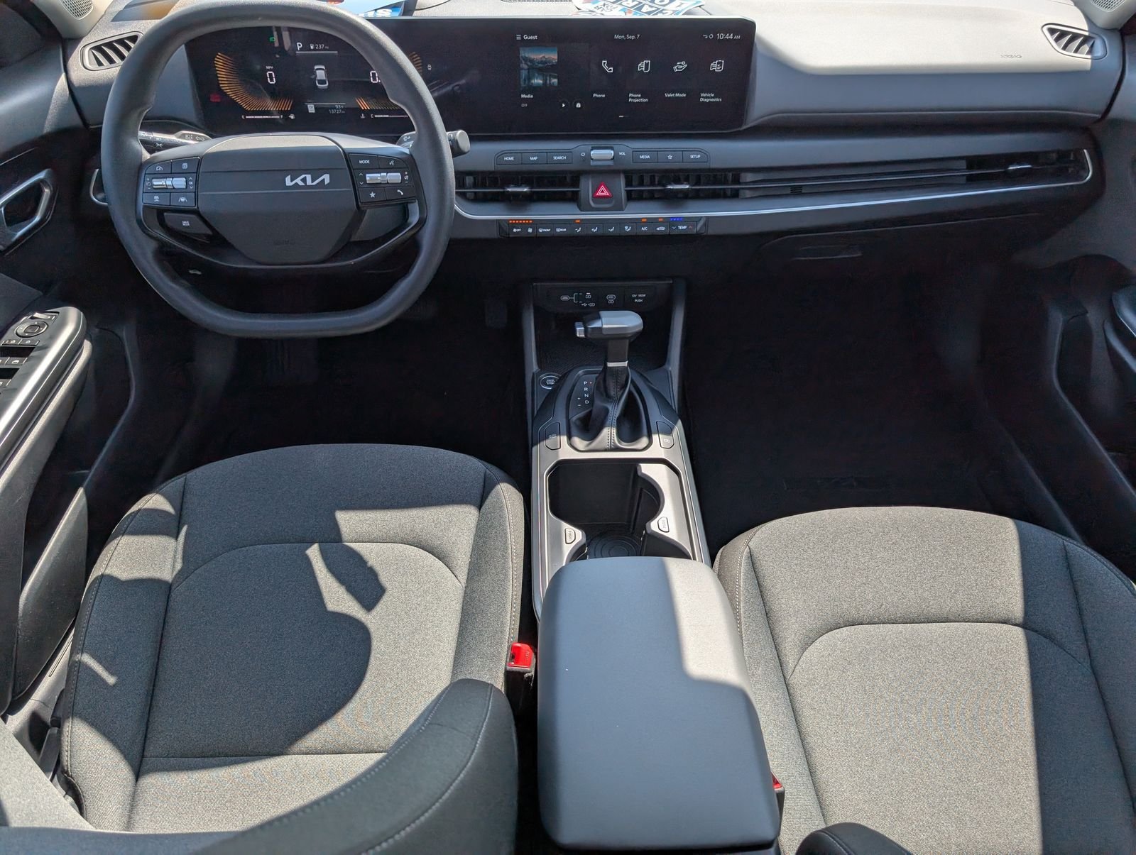 Used 2025 Kia K4 FWD image 5