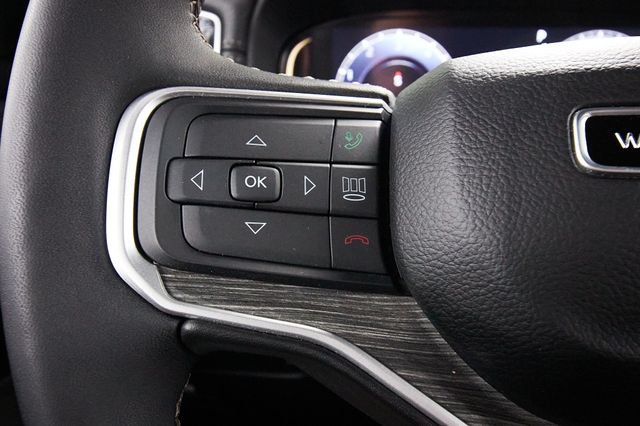 Used 2024 Jeep Wagoneer Series II w/ Convenience Group I AWD/4WD image 16