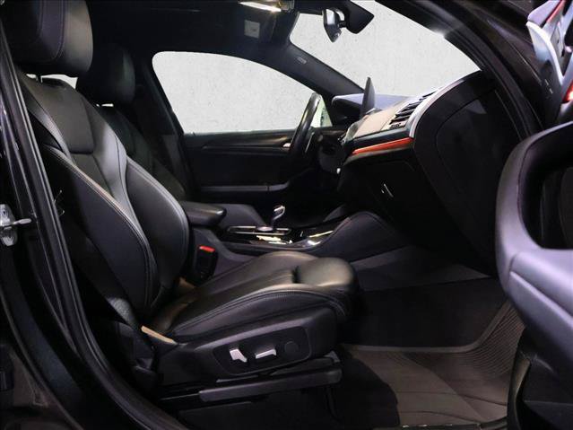 Used 2023 BMW X4 M40i AWD/4WD image 27