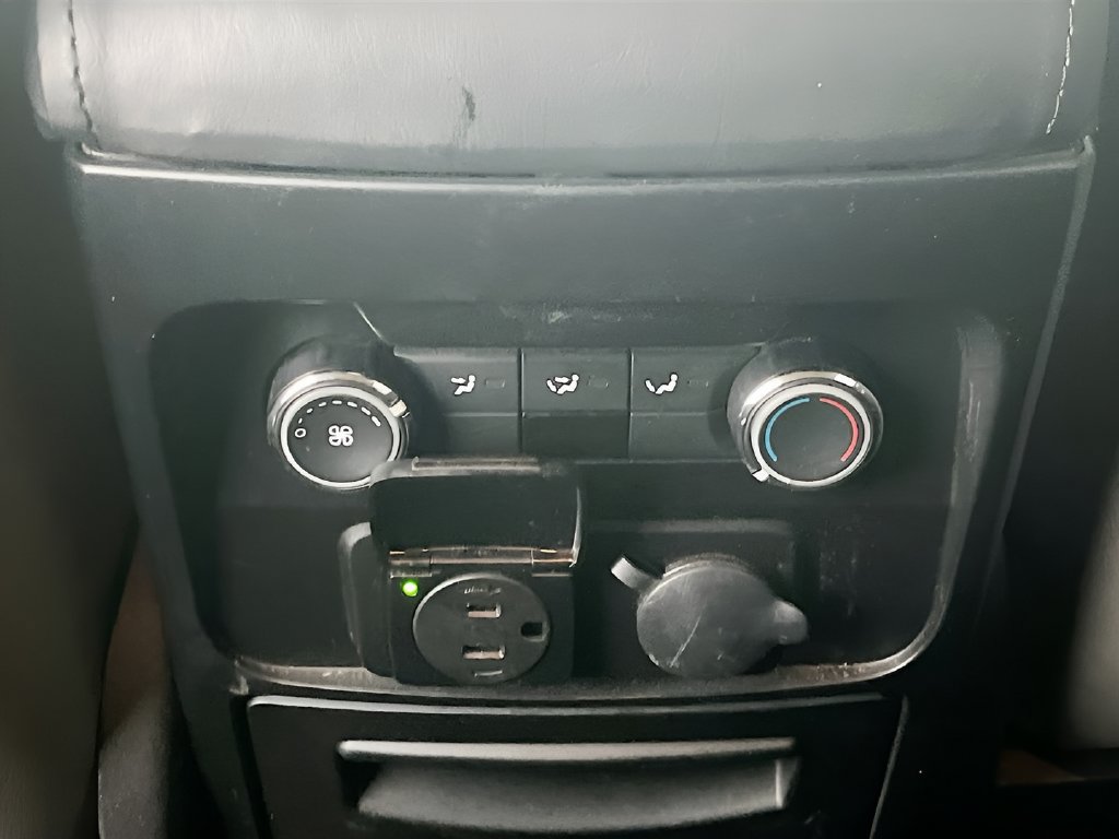 Used 2018 Ford Flex SEL w/ Equipment Group 202A FWD image 26