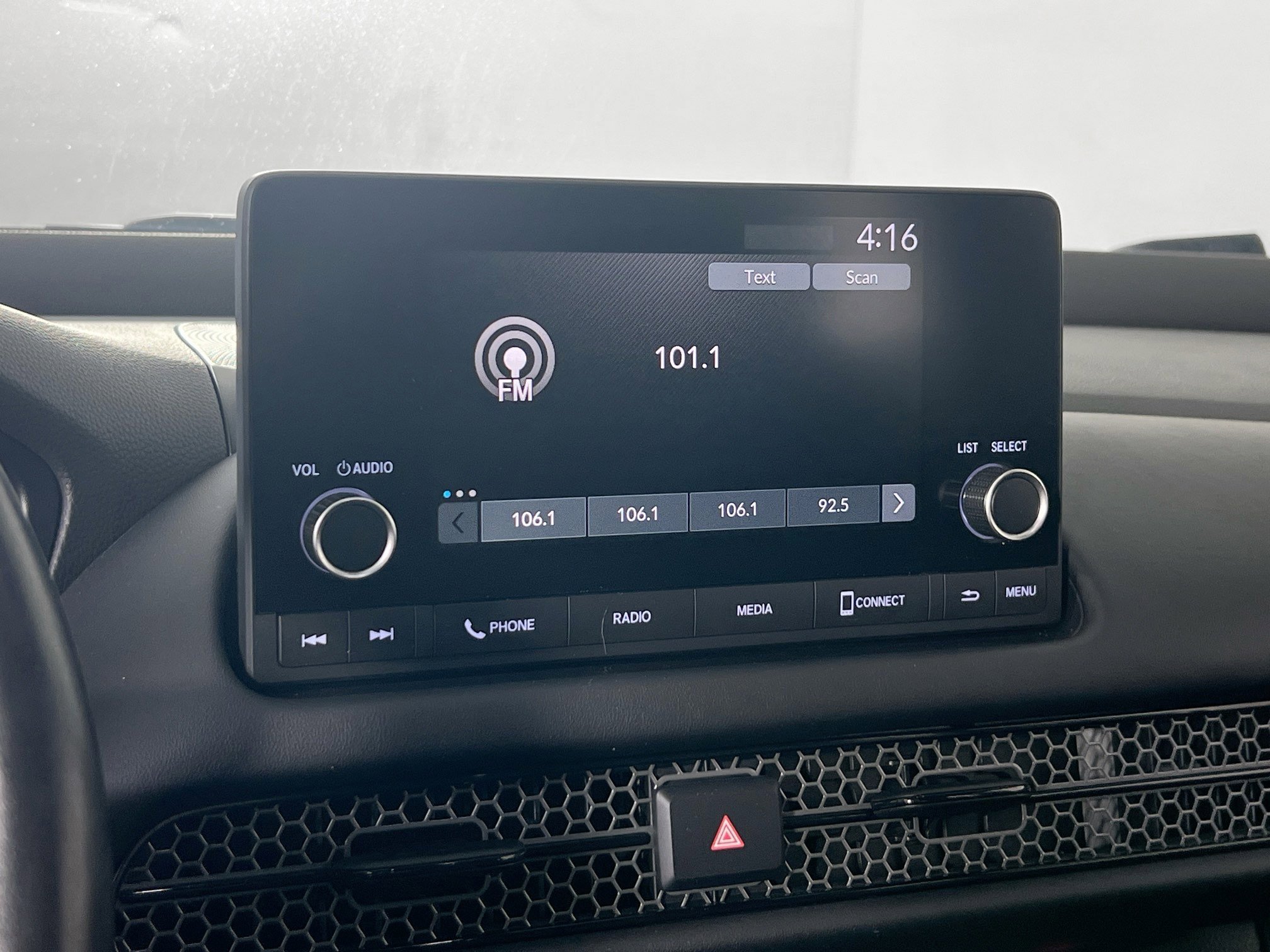 Used 2023 Honda HR-V Sport image 14