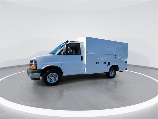 New 2025 Chevrolet Express 3500 w/ Power Convenience Package image 9