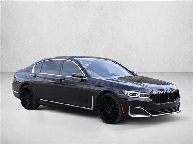 Used 2020 BMW 745e xDrive AWD/4WD image 3
