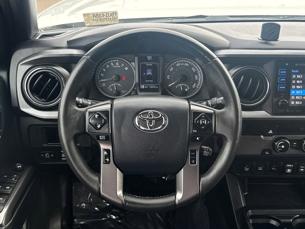 Used 2018 Toyota Tacoma TRD Sport w/ Technology Package image 14