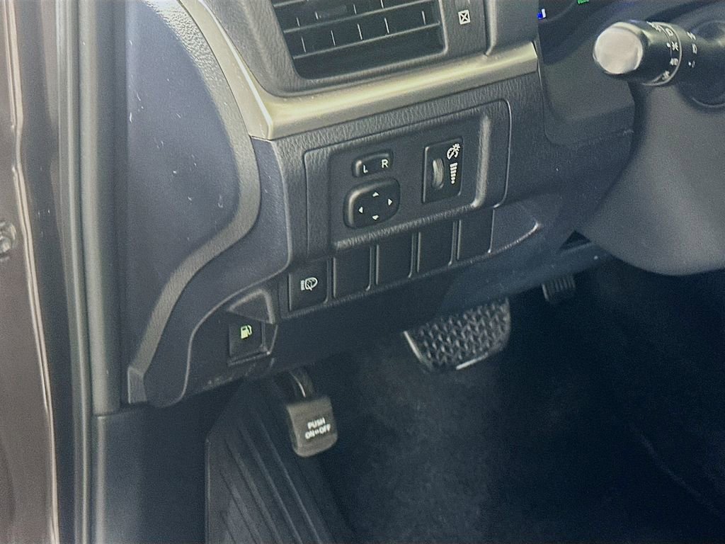 Used 2011 Lexus CT 200h image 10