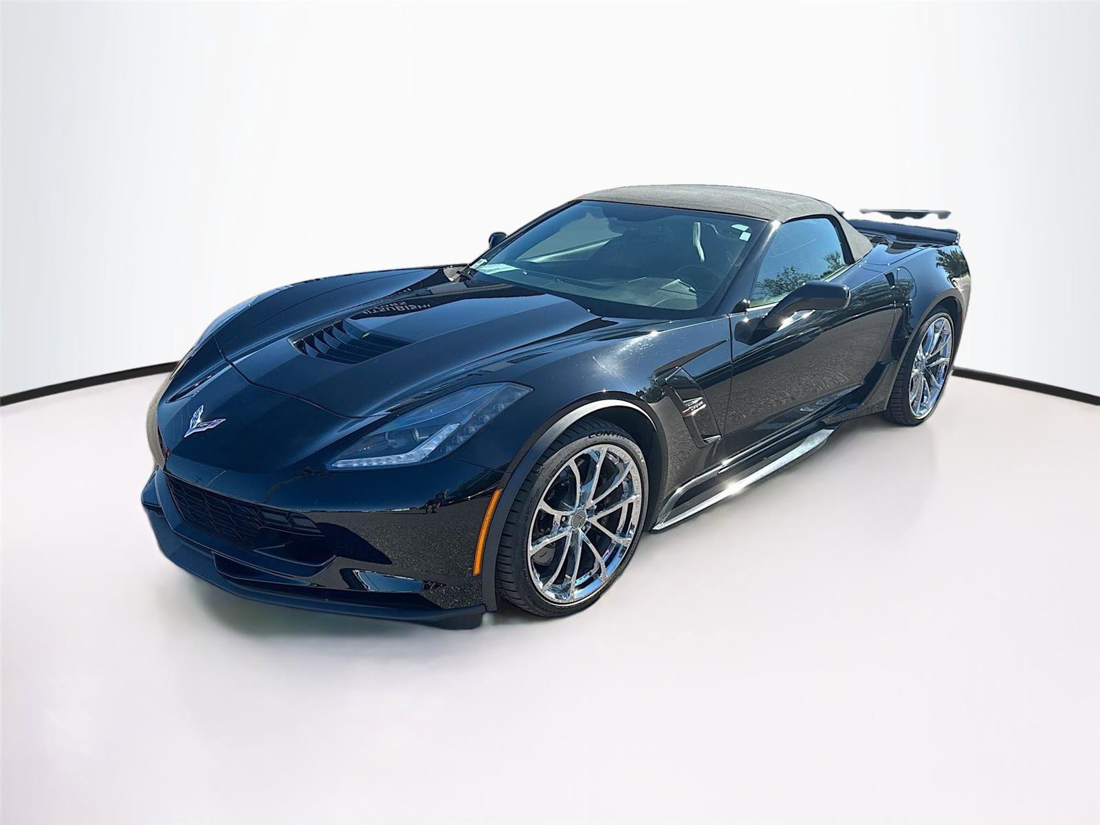 Used 2019 Chevrolet Corvette Grand Sport image 3