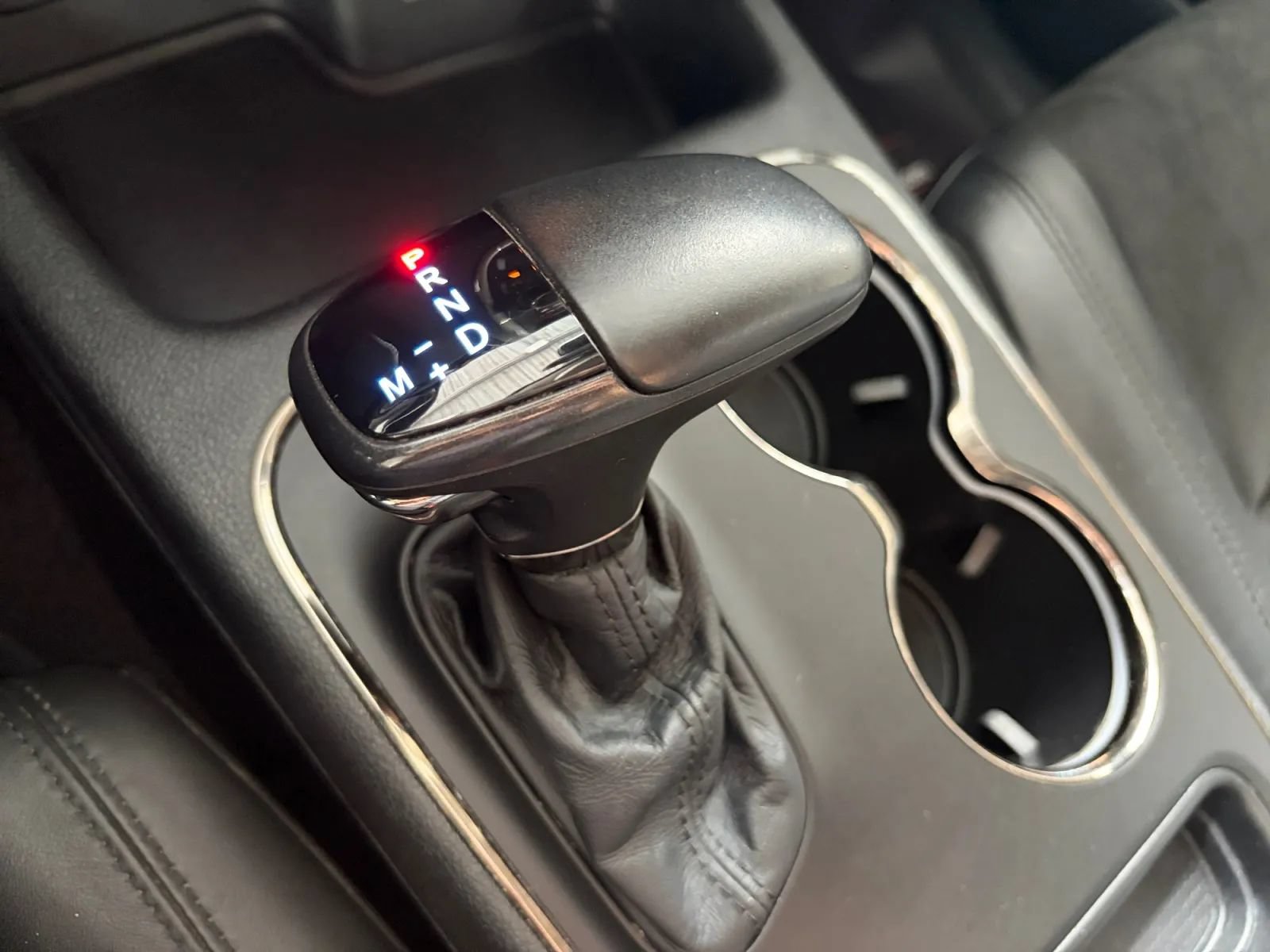 Used 2018 Dodge Durango GT w/ Premium Group AWD/4WD image 28